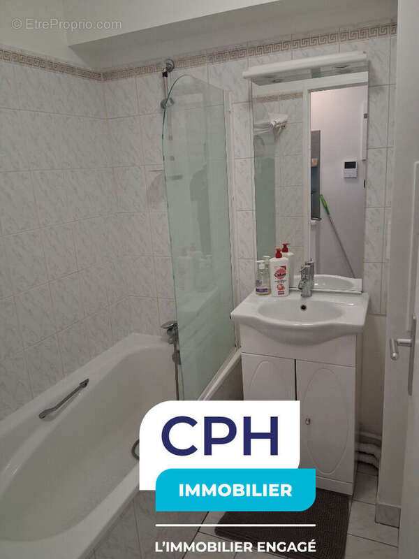 Appartement à PARIS-15E