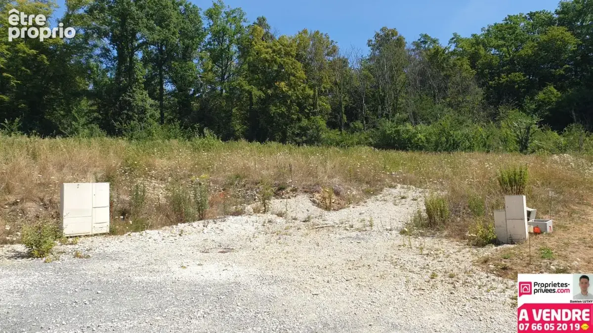 Terrain à bâtir de 989 m² - photo 2