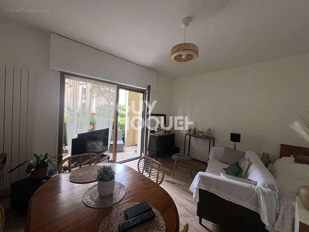 Appartement Nantes 1 pièce(s) 27 m2 - photo 2