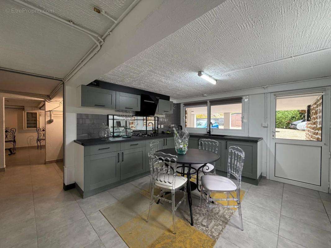 Maison à VILLIERS-SUR-MORIN