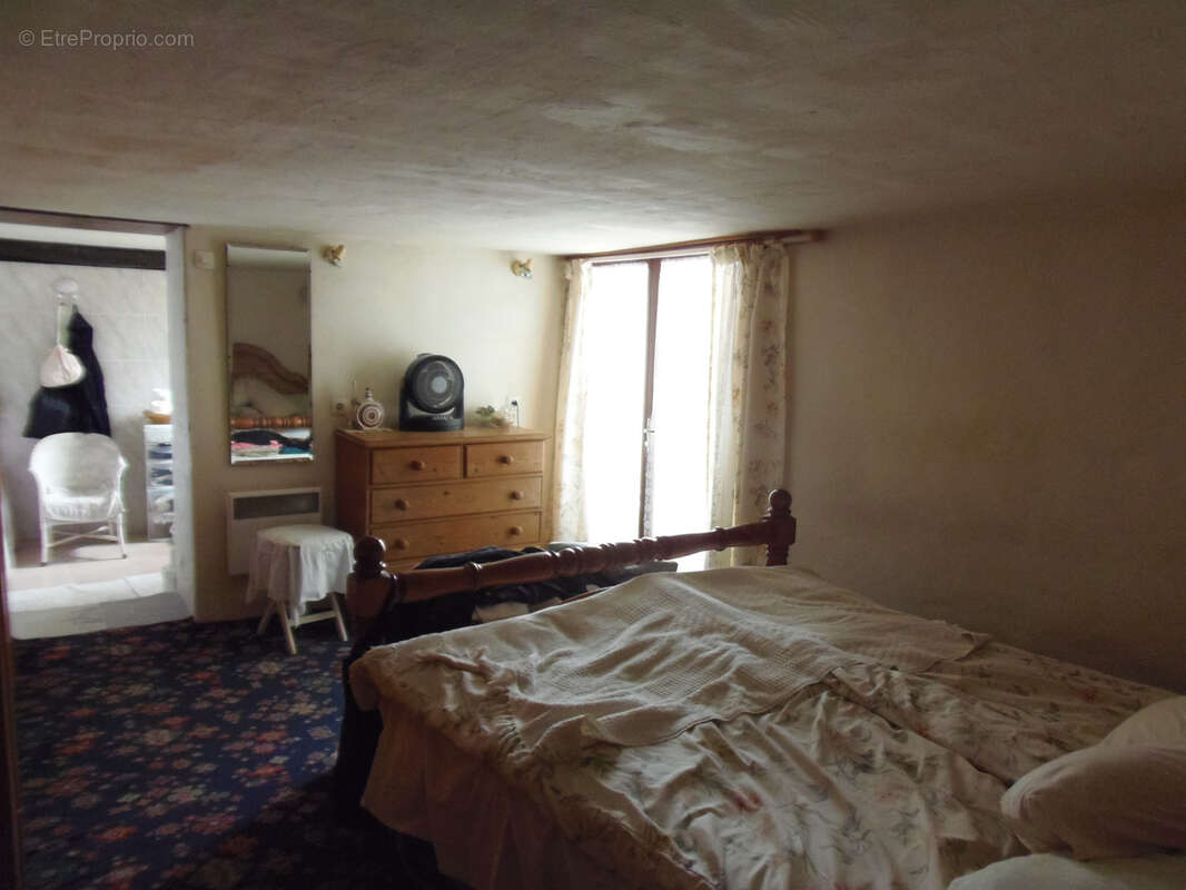 Maison à SAINT-DIZANT-DU-GUA