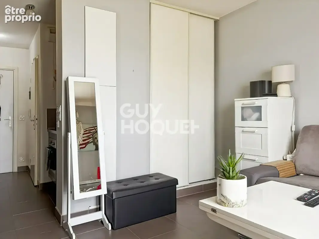 Appartement T1 à vendre à Ferrières-en-Brie - Résidence récente avec parking - photo 4