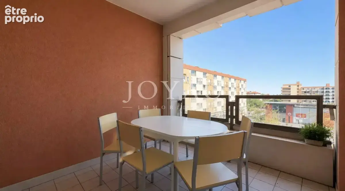 Appartement à COLOMIERS