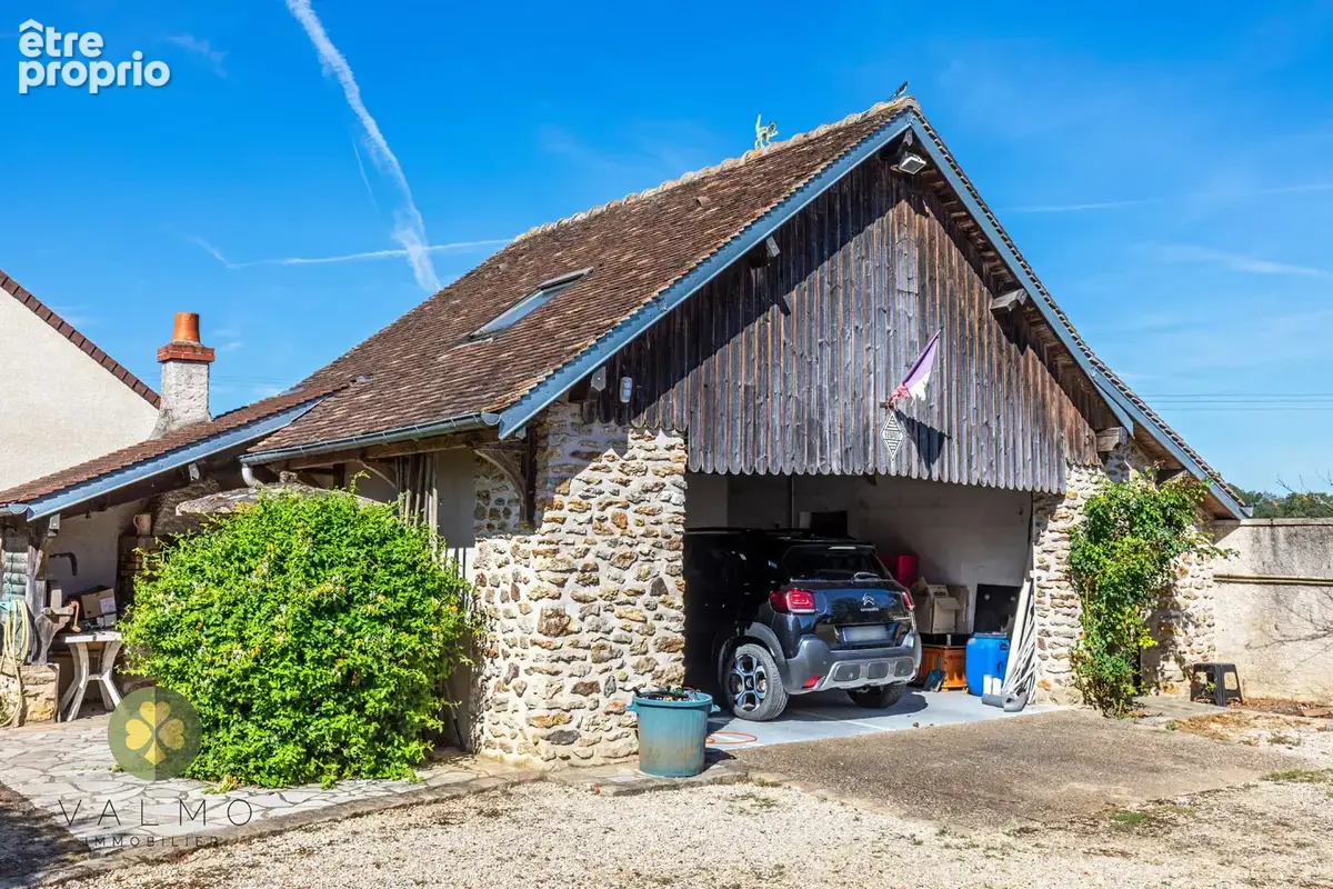 Gambais   sublime maison en pierre avec dépendances - photo 18