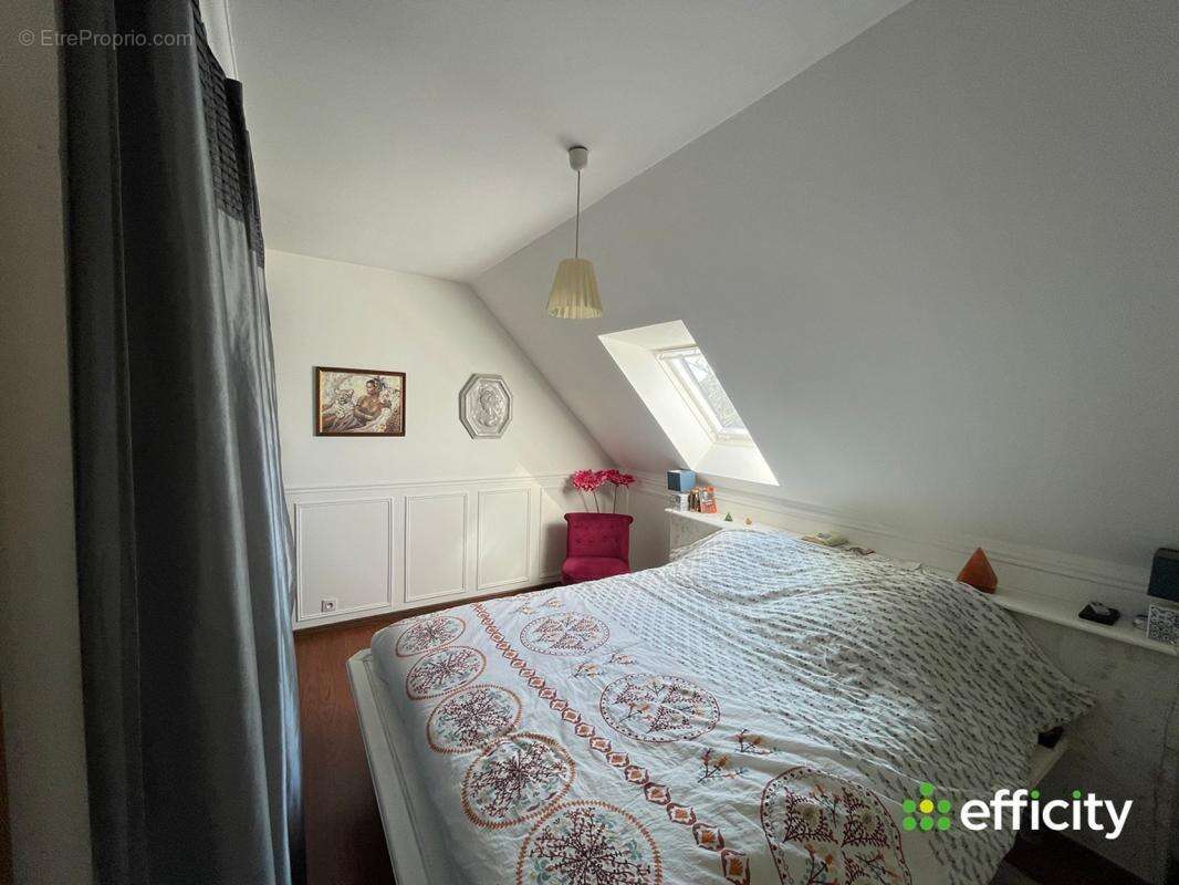 Maison à DROUE-SUR-DROUETTE