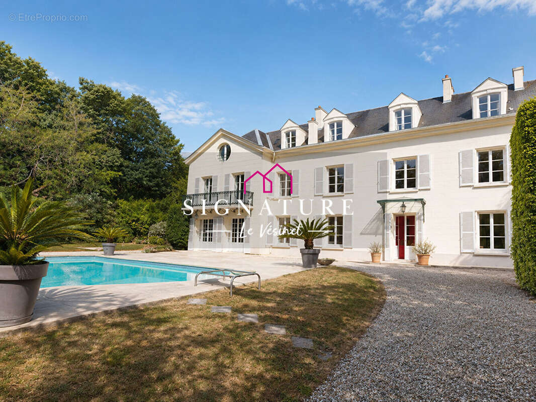 Maison à LE VESINET