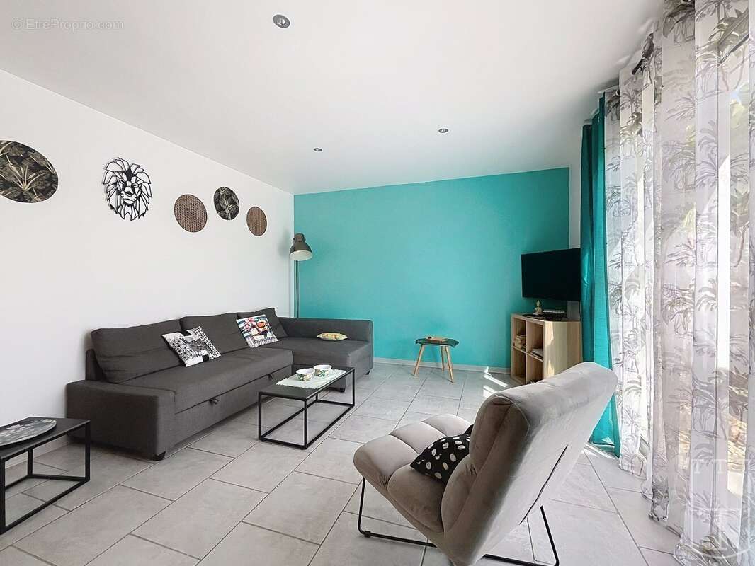 Maison à VALLON-PONT-D&#039;ARC