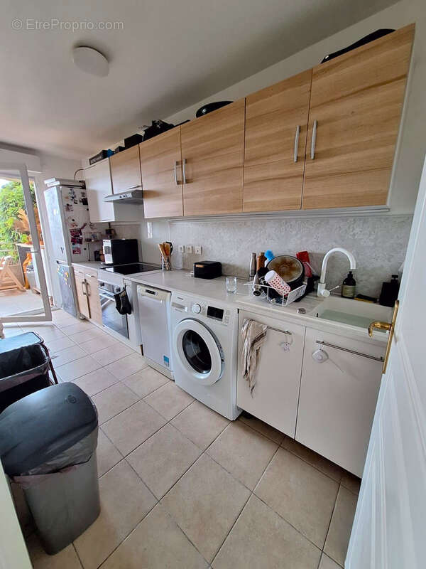 Appartement à SAINT-LAURENT-DU-VAR