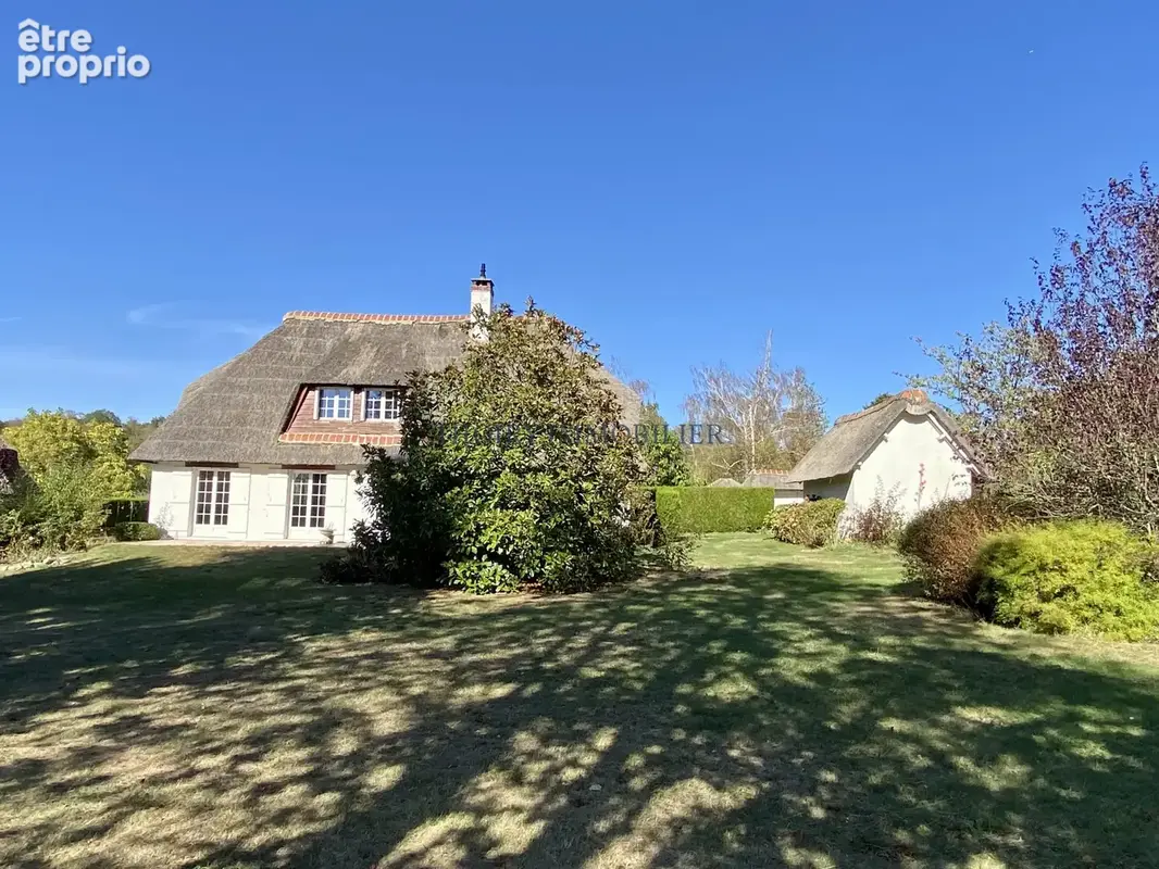Proche Thoiry. Charmante chaumière de 5 pièces sur 2034 m2 de terrain. - photo 23
