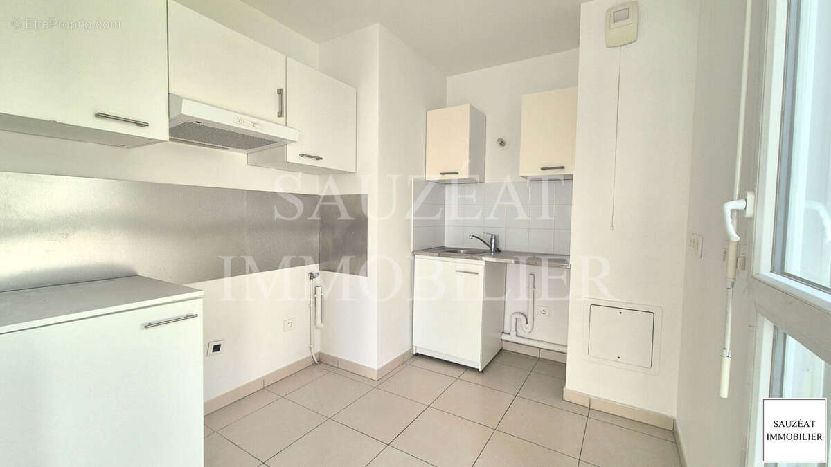 Bagneux - Appartement avec balcon - photo 4