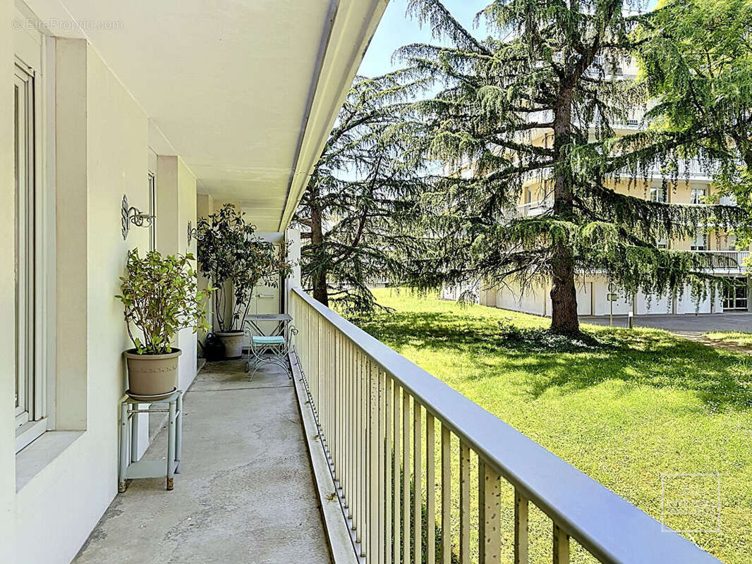 Appartement à LYON-9E