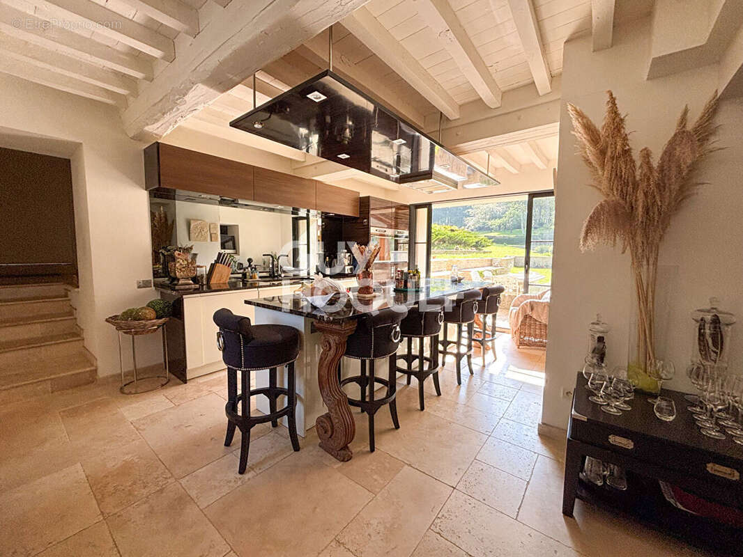 Maison à SAINT-LAURENT-DE-CONDEL