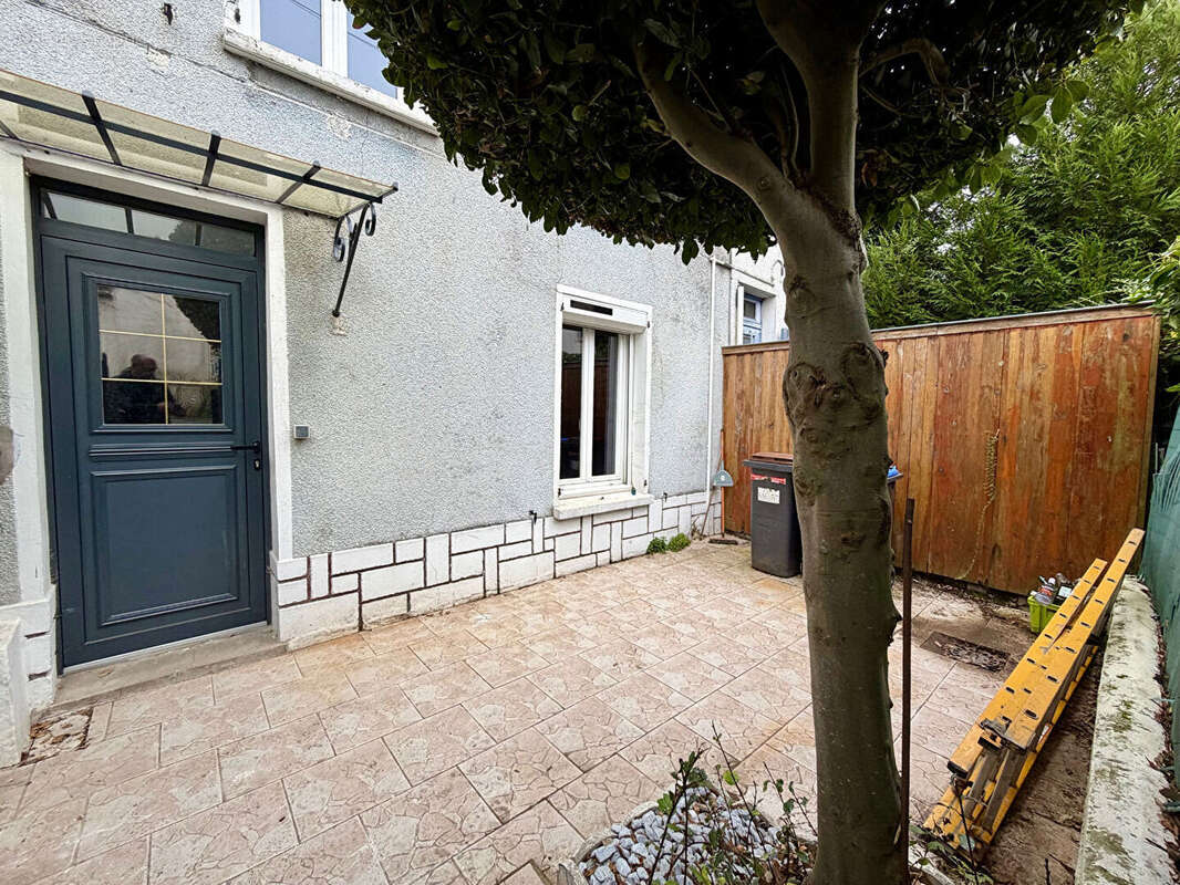 Maison à NANTEUIL-LES-MEAUX