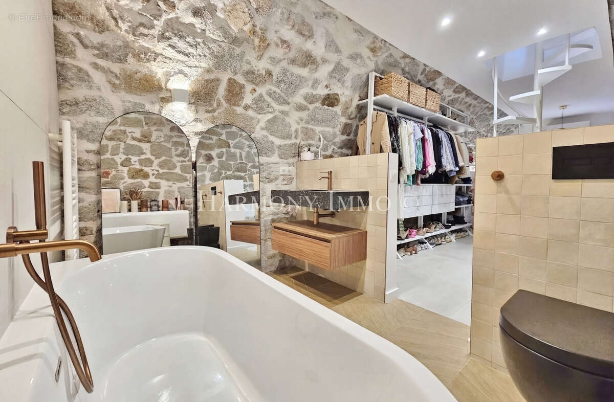 Ajaccio   triangle d'or  duplex exceptionnel 90 m2  place miot - photo 9