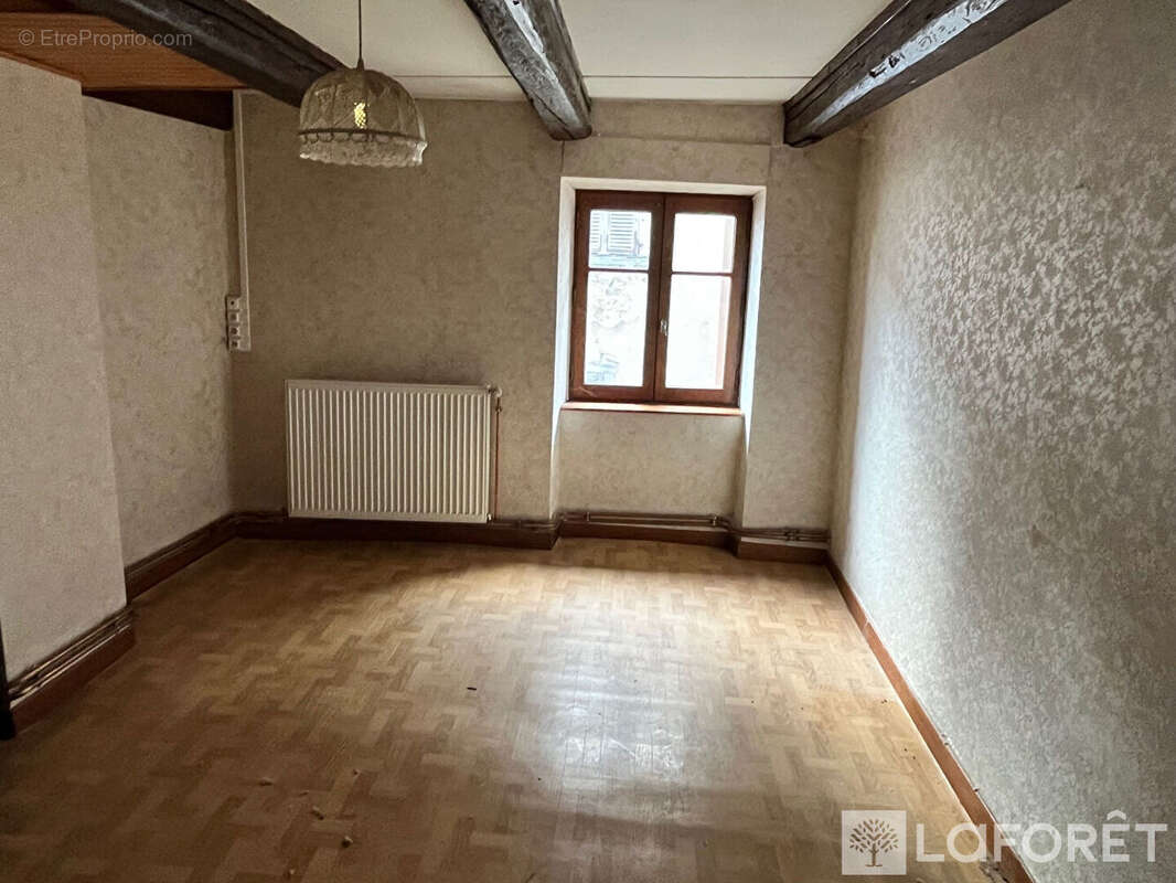 Maison à PAULHAGUET