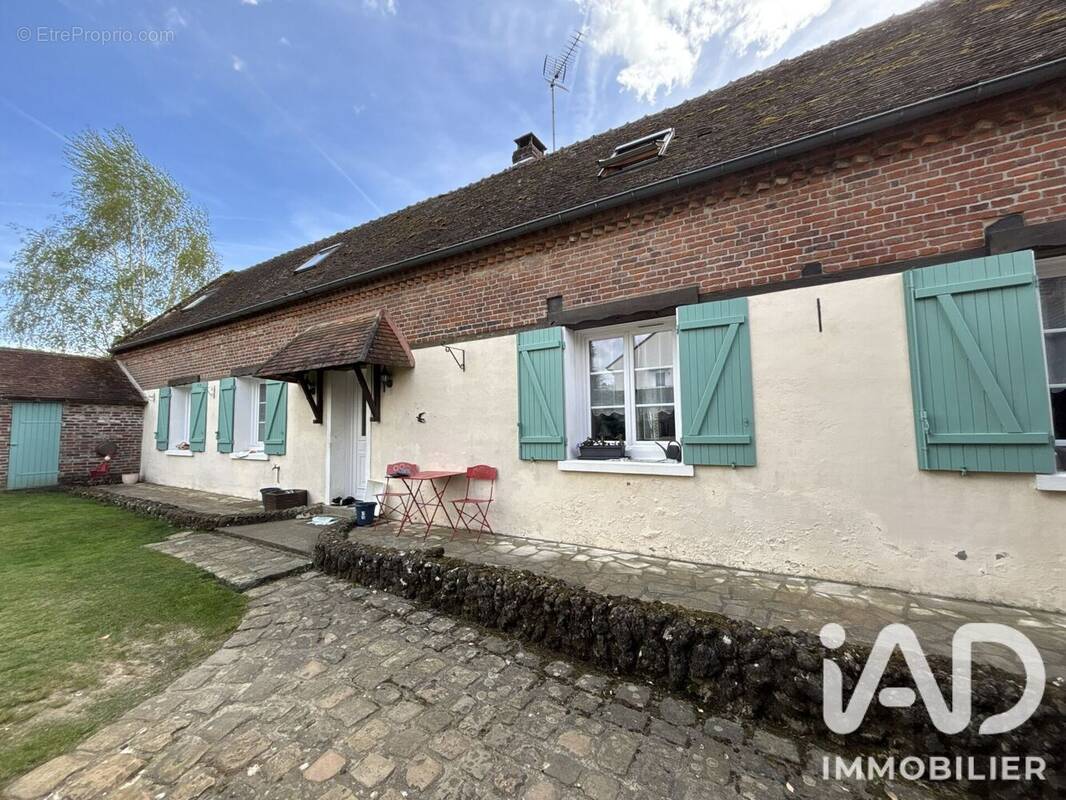 Photo 1 - Maison à JONQUIERES