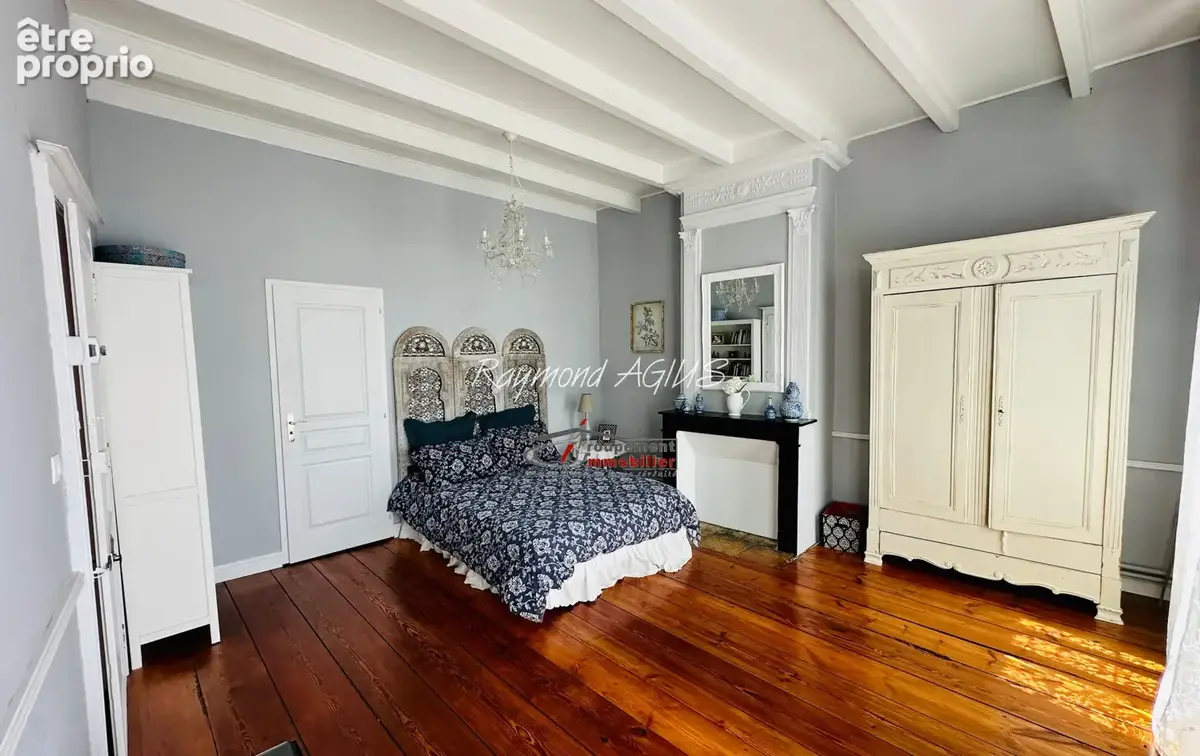 Elégante résidence de caractère du 18ème siècle avec cour et jardin - photo 21
