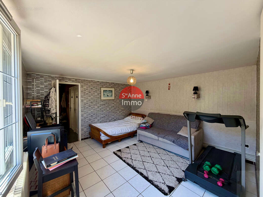 Flaucourt - maison plain-pied - 90m2 - 2 chambres - jardin - garage - photo 7