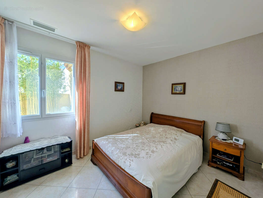 Maison à LEZIGNAN-CORBIERES