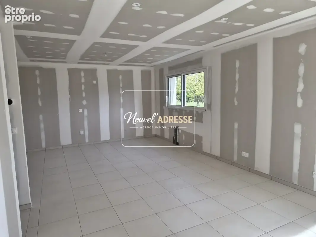 Maison 4 pièces 88 m² à vendre à Saint-Georges-De-Reintembault (35420) - photo 4