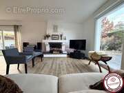 Maison à SAINT-LOUBES