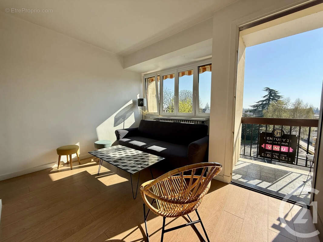 Appartement à FONTAINEBLEAU