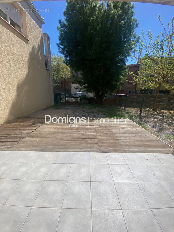 Appartement à PEYRESTORTES