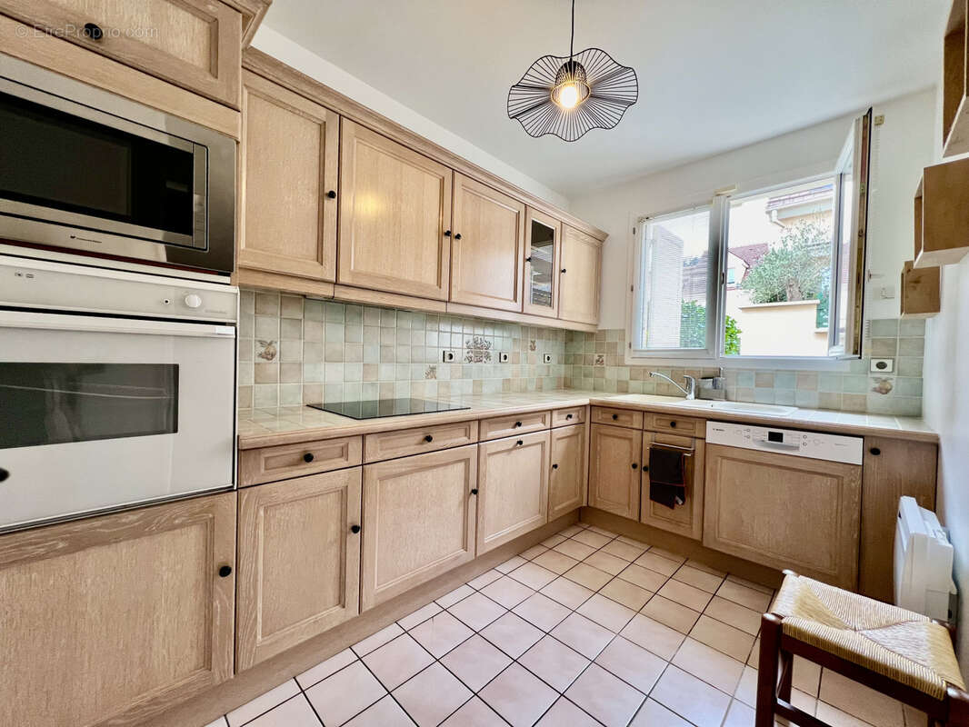 Maison à JOUY-EN-JOSAS