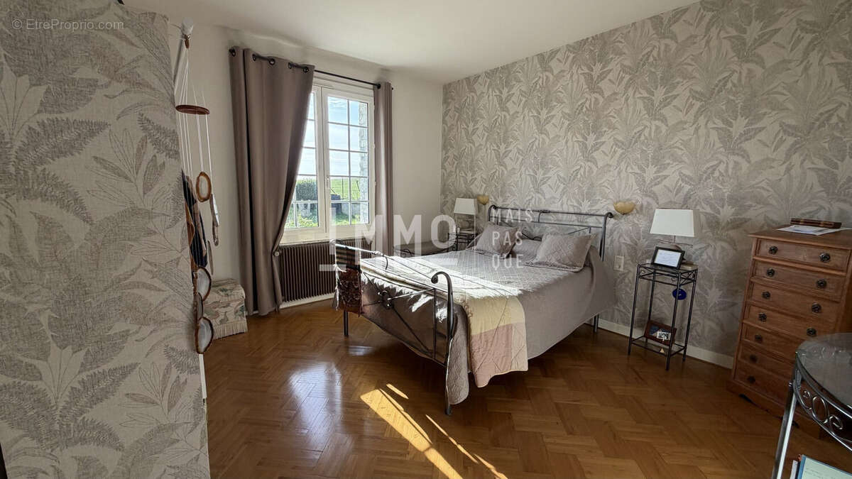 Maison à SAINT-CALAIS