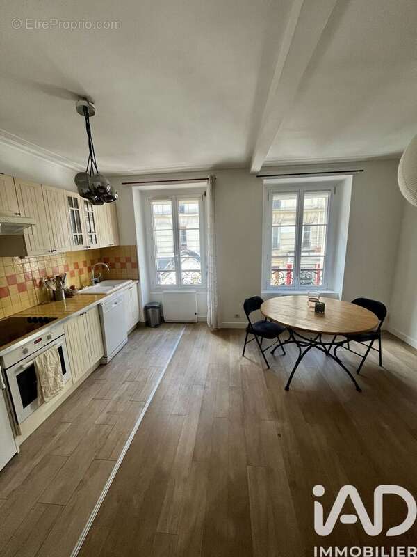 Photo 3 - Appartement à PARIS-11E