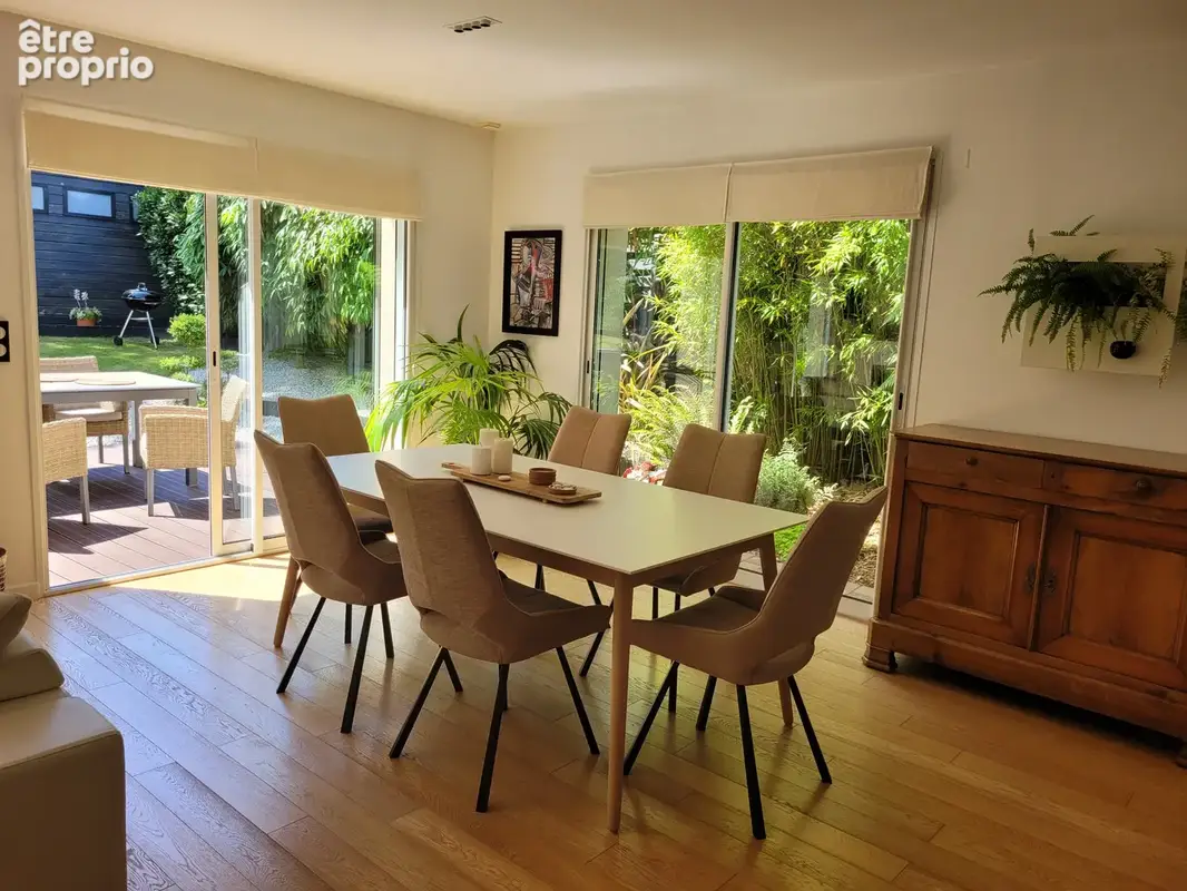 Maison 7 pièces 154 m² · à Crevin · 154 m² · 410 000 €