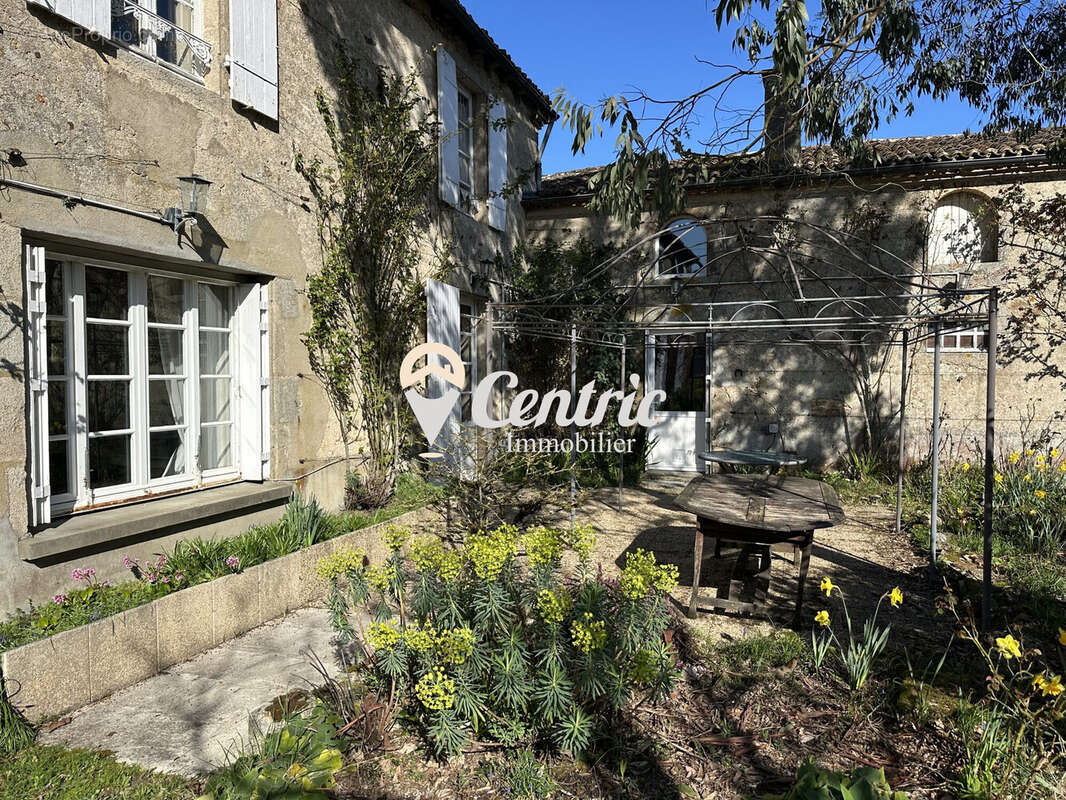 Maison à BRESSUIRE
