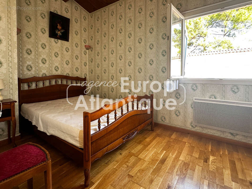 Maison à LES MATHES