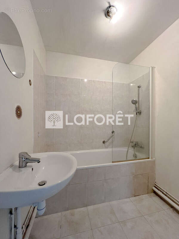 Appartement à MONTROUGE