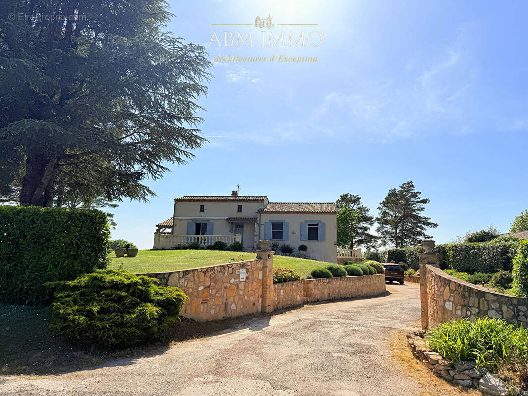 Maison à MOLIERES