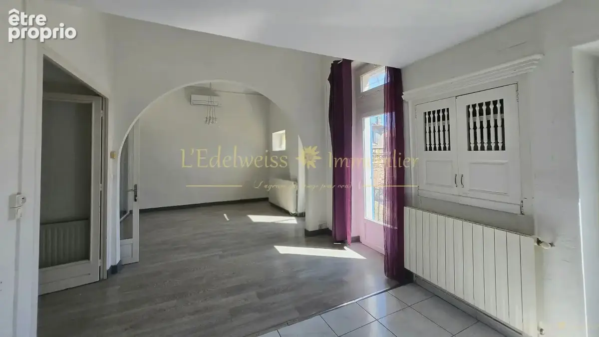 Nîmes   Ensemble immobilier comprenant 2 appartements à vendre - photo 2