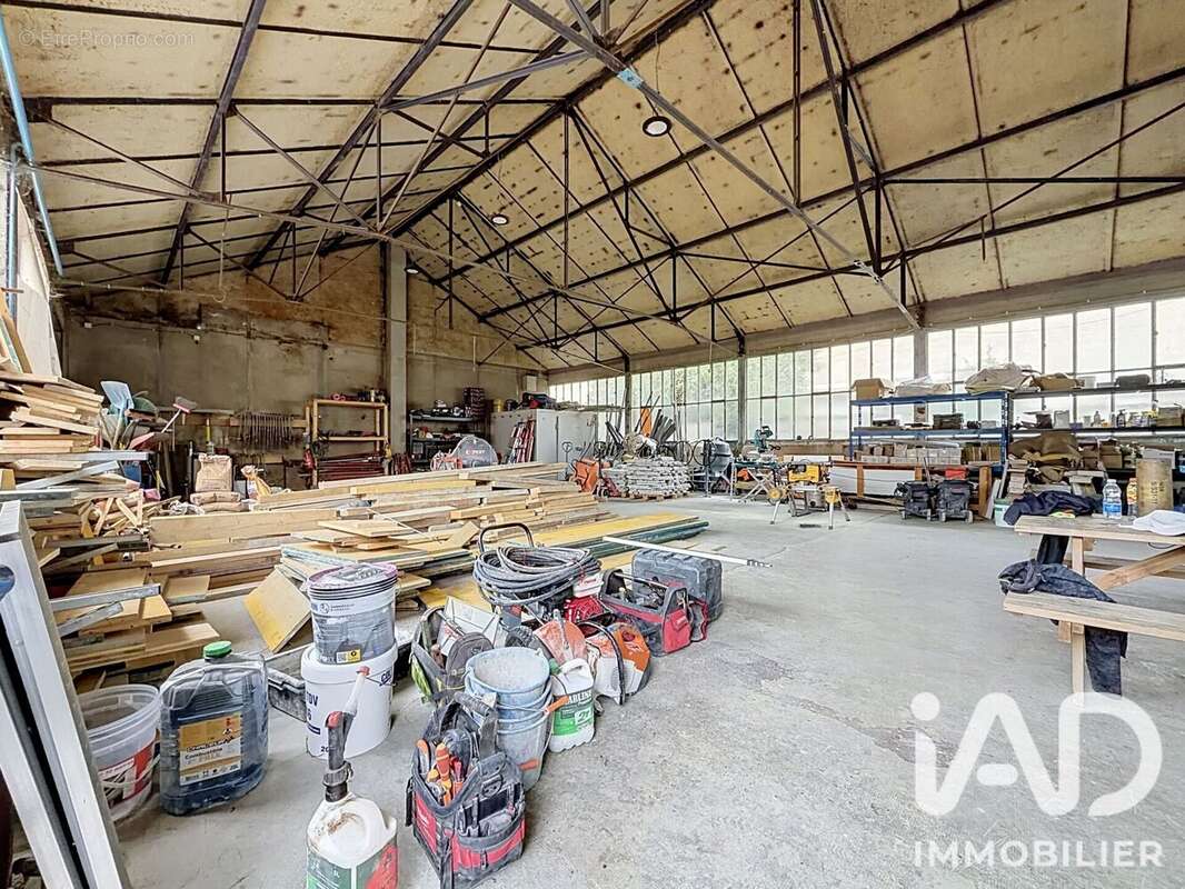 Photo 2 - Commerce à TARBES