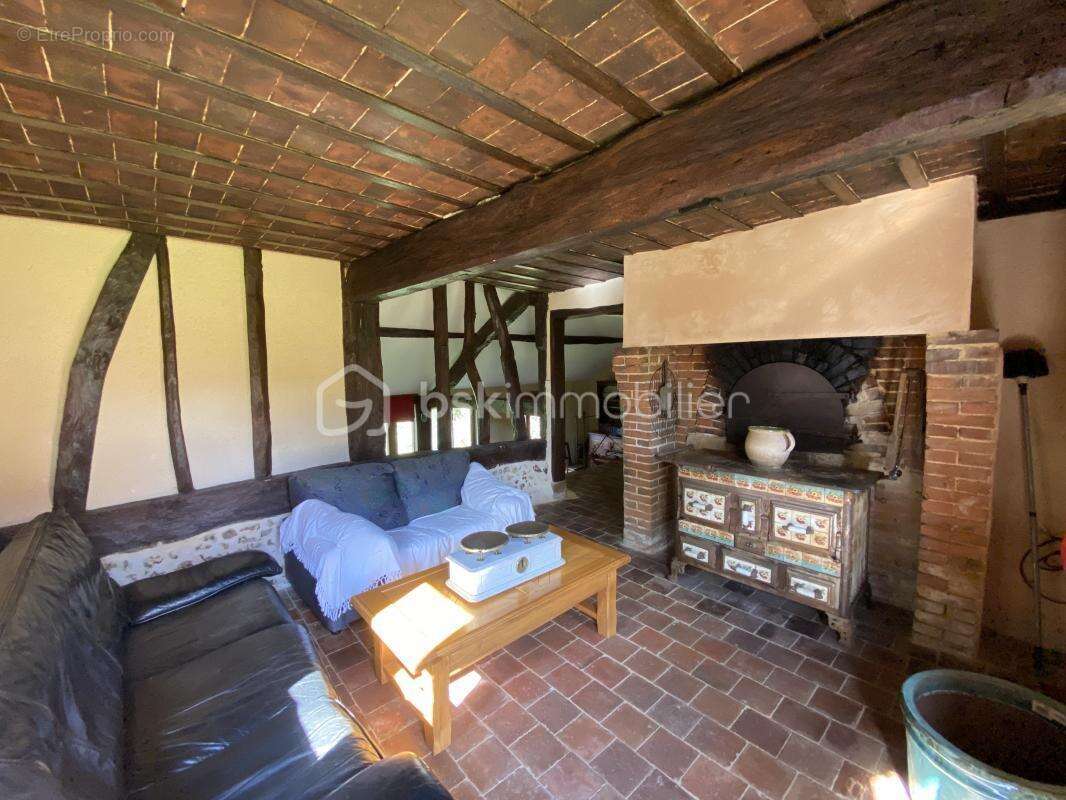 Maison à SAINT-OUEN-D'ATTEZ