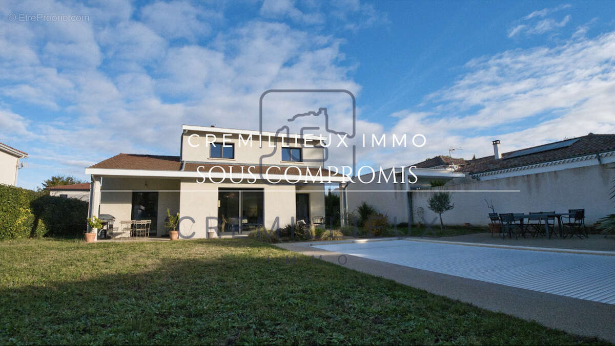 Maison à GUILHERAND-GRANGES