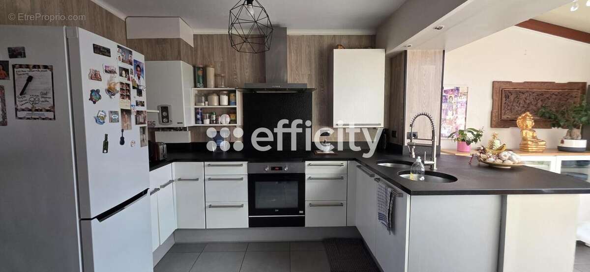 Maison à FACHES-THUMESNIL