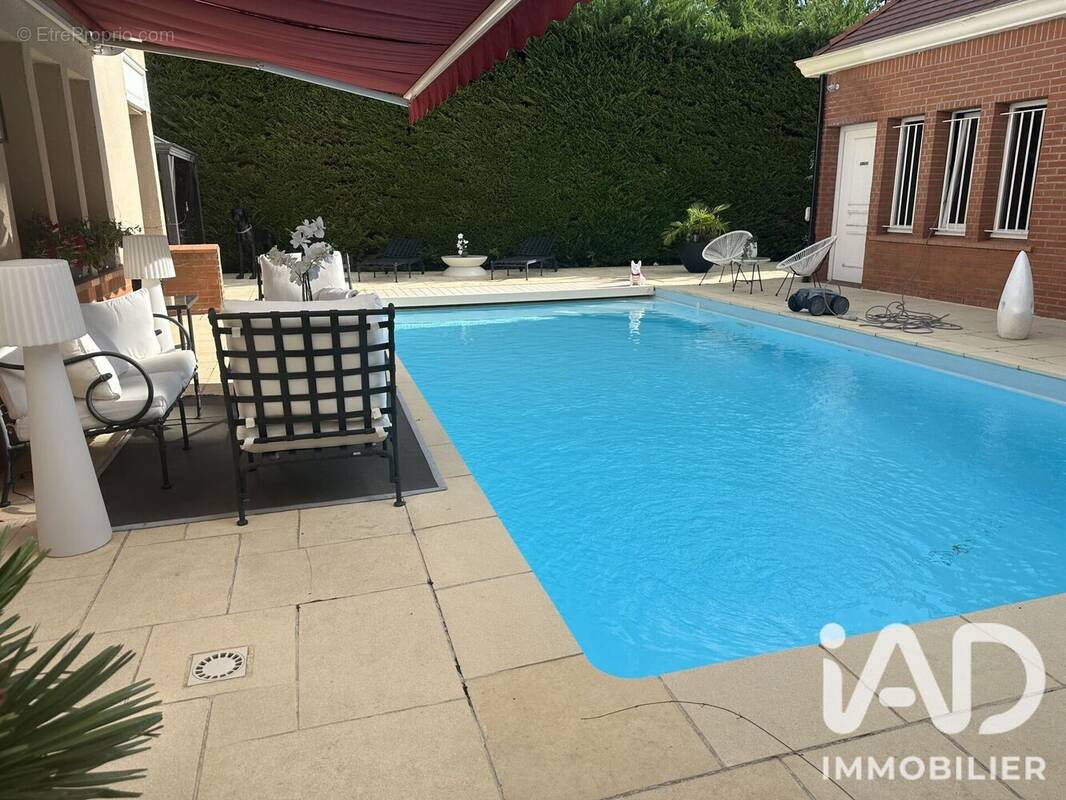 Maison 282 m² à Etiolles  - photo 1