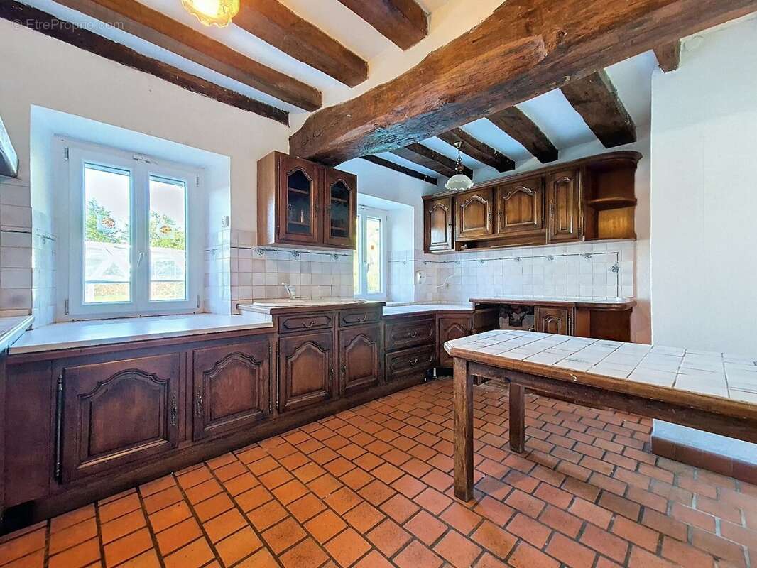 Maison à NOGENT-SUR-VERNISSON