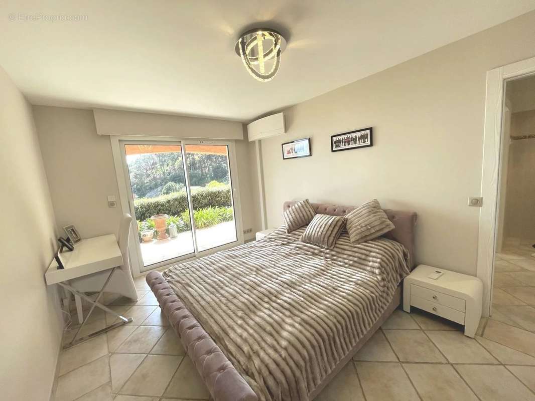 Maison à THEOULE-SUR-MER