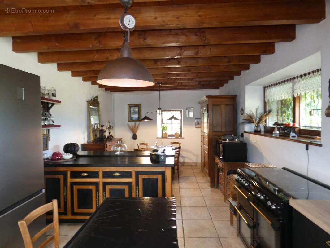 Maison à SAINT-POURCAIN-SUR-SIOULE