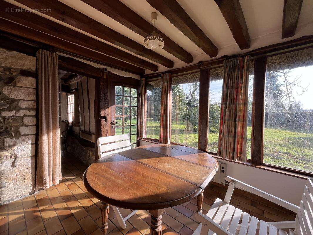 Maison à BOURG-ACHARD