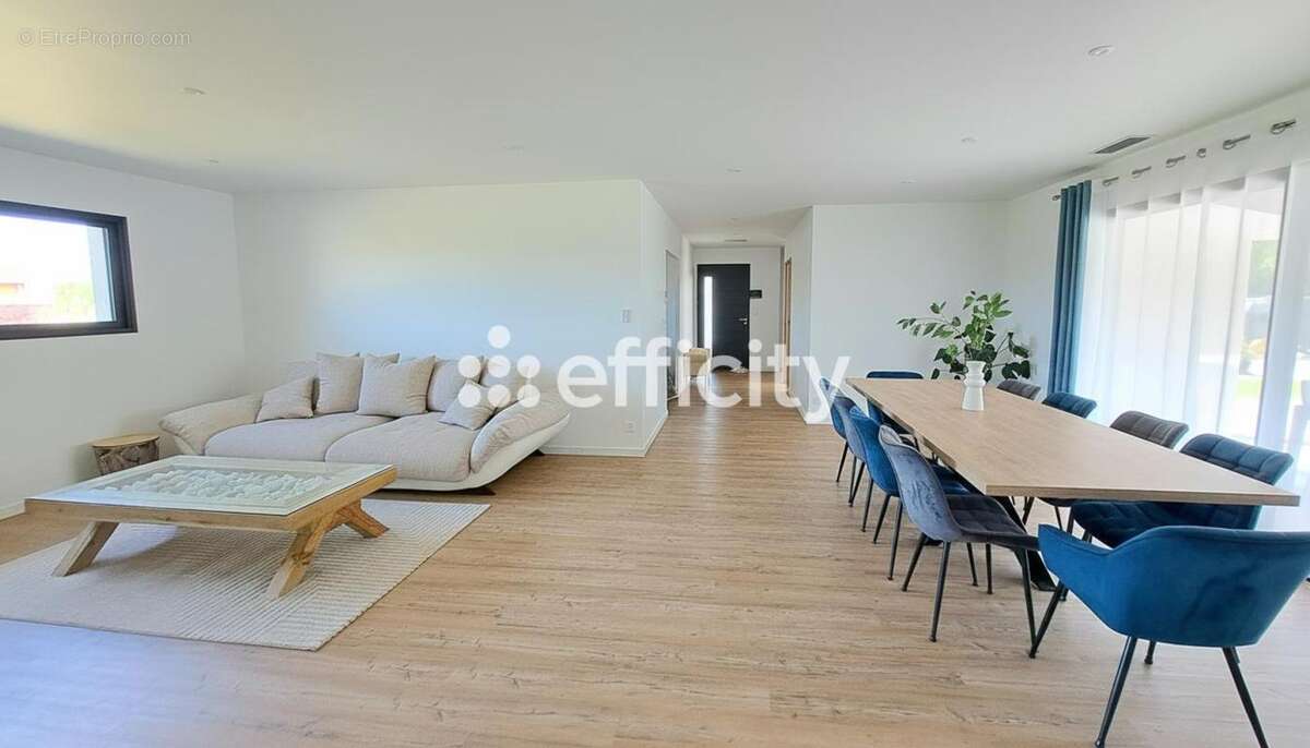 Maison 150 m² à Artigueloutan  - photo 12