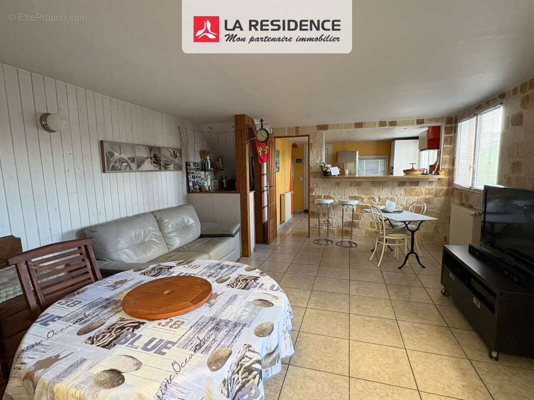 Maison à MONTIGNY-LES-CORMEILLES