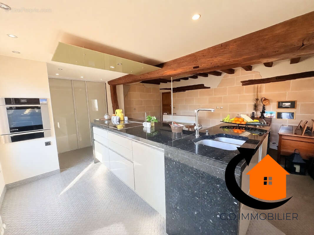 Appartement à COURVILLE-SUR-EURE