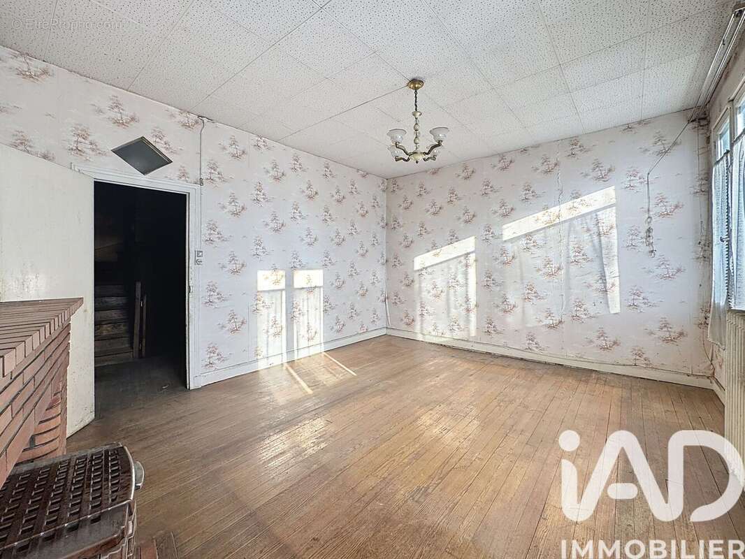 Photo 6 - Maison à VOEUIL-ET-GIGET