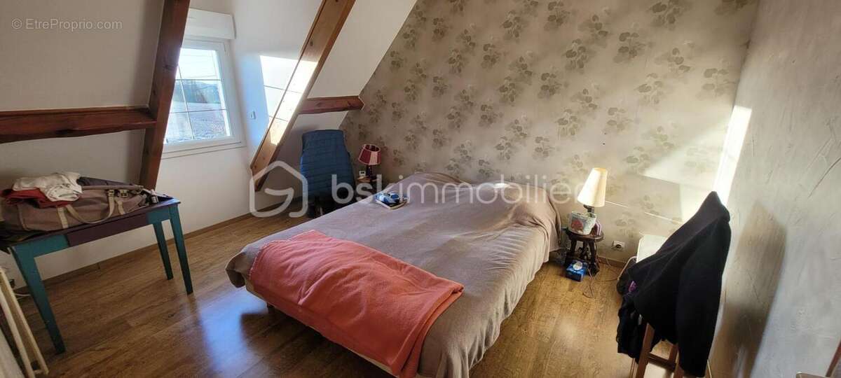 Maison à SAINT-GERMAIN-LAVAL